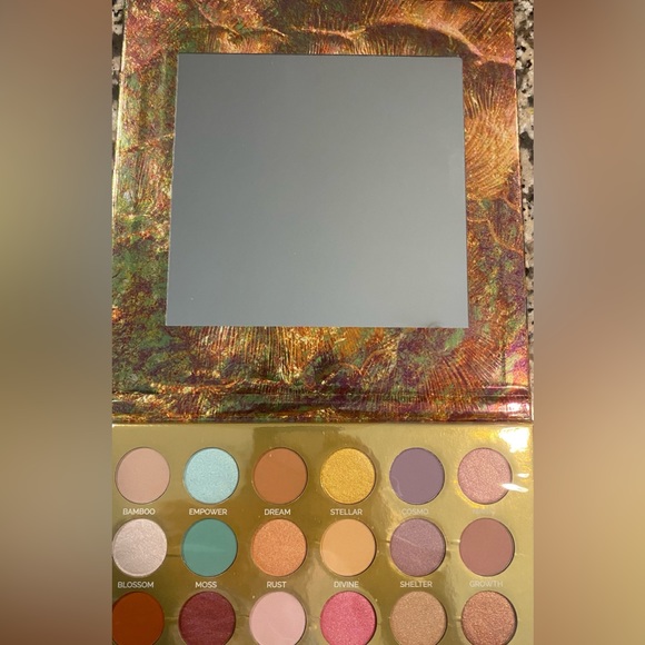 Doja Cat Eye Shadow Palette Limited Edition - Picture 8 of 14